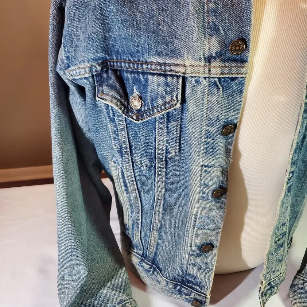 Levis this vintage
